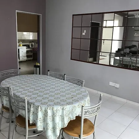 Homestay Executive At Town Area For 18 Pax With Pool Malacca Exterior photo