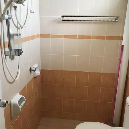 Homestay Executive At Town Area For 18 Pax With Pool Malacca Exterior photo