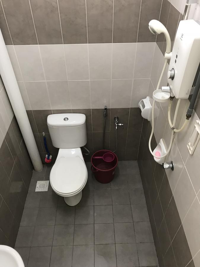 Executive At Town Area For 18 Pax With Pool Holiday home