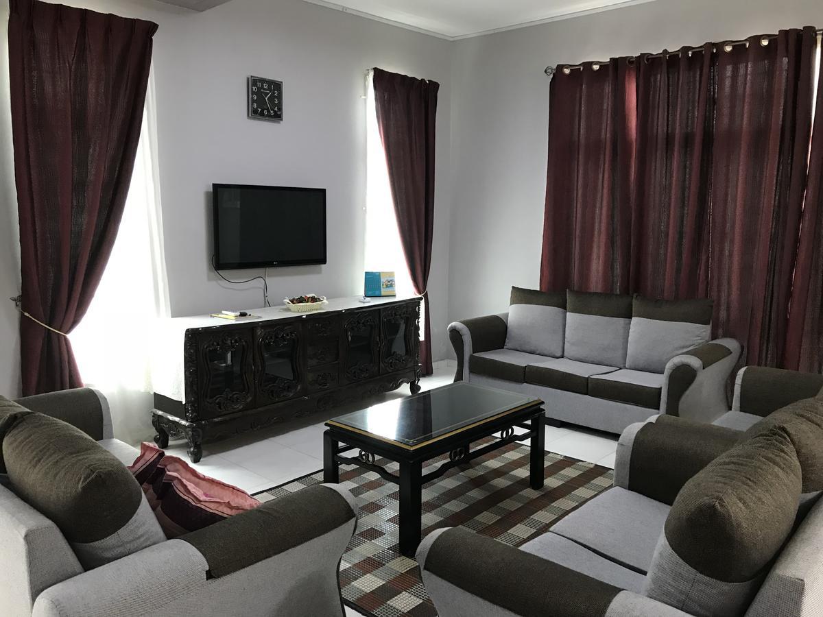 Holiday home Executive At Town Area For 18 Pax With Pool Malacca
